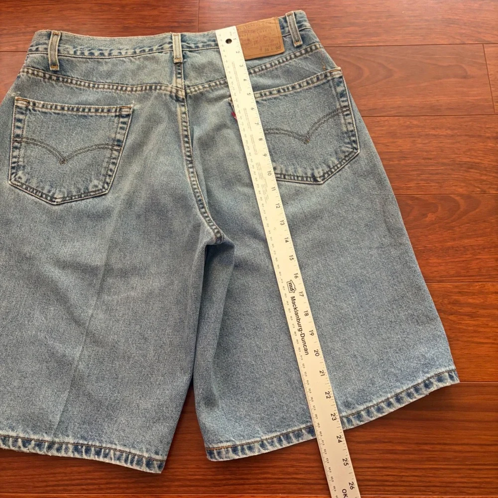 Levis Mens 550 Baggy Denim Shorts Size 36 Light Wash Vintage Blue Jean Jorts